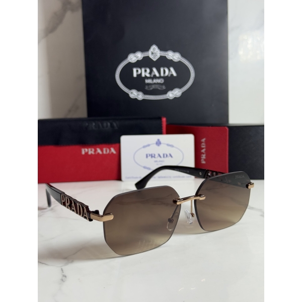 Lentes PRADA — Ref. LF-L227-0125 con el packaging mostrado en la fotografía