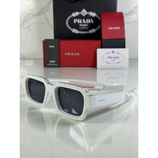 Lentes PRADA — Ref. LF-L227-0134 con el packaging mostrado en la fotografía