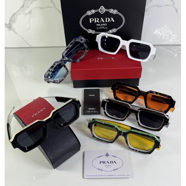 Lentes PRADA — Ref. LF-L227-0137 con el packaging mostrado en la fotografía