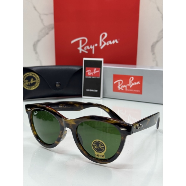 Lentes RAY-BAN — Ref. LF-L217-0037 con el packaging mostrado en la fotografía
