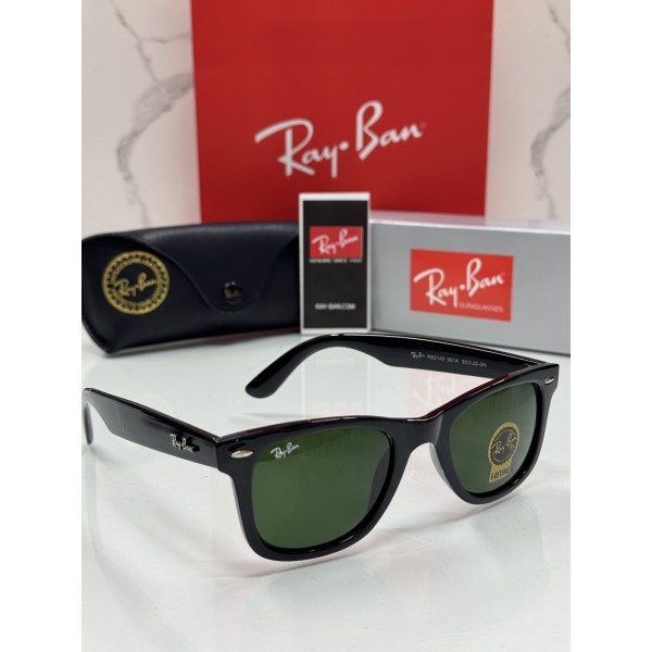 Lentes RAY-BAN — Ref. LF-L217-0049 con el packaging mostrado en la fotografía