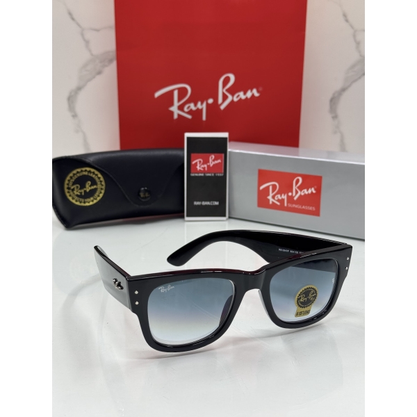 Lentes RAY-BAN — Ref. LF-L217-0057 con el packaging mostrado en la fotografía
