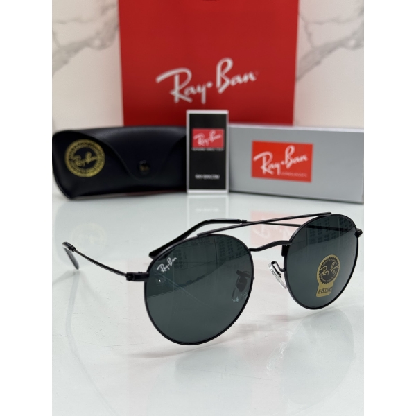 Lentes RAY-BAN — Ref. LF-L217-0084 con el packaging mostrado en la fotografía