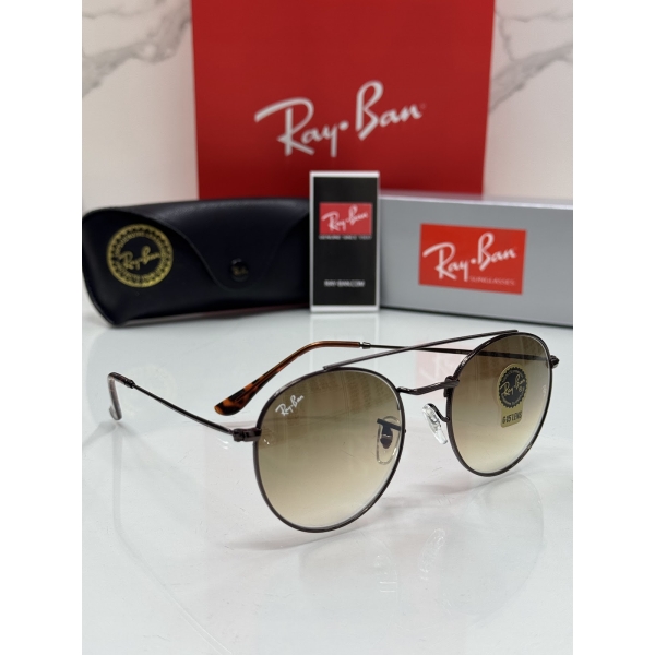 Lentes RAY-BAN — Ref. LF-L217-0086 con el packaging mostrado en la fotografía