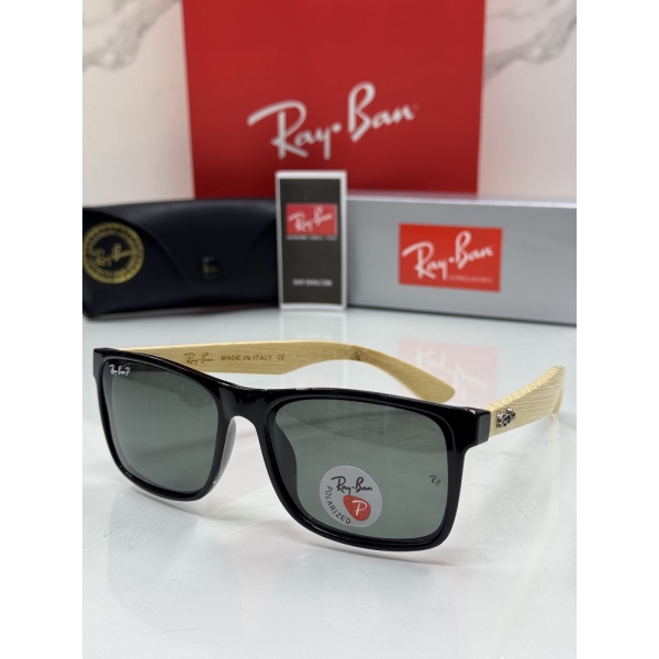Lentes RAY-BAN — Ref. LF-L217-0091 con el packaging mostrado en la fotografía