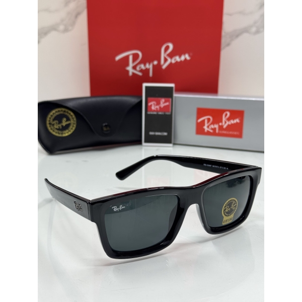 Lentes RAY-BAN — Ref. LF-L217-0099 con el packaging mostrado en la fotografía