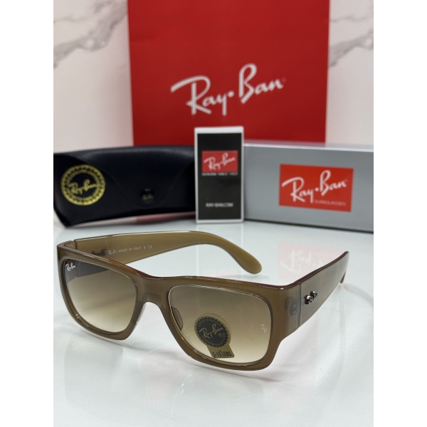 Lentes RAY-BAN — Ref. LF-L217-0110 con el packaging mostrado en la fotografía