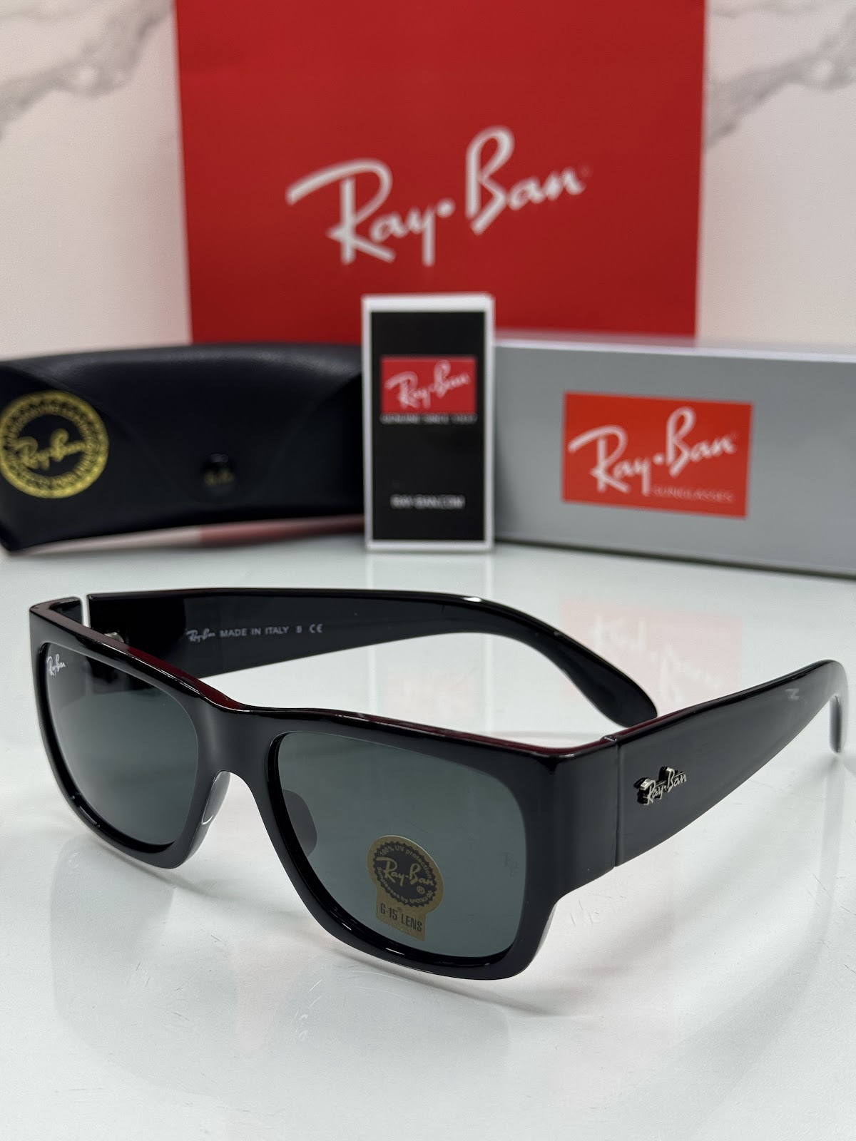 Lentes RAY-BAN — Ref. LF-L217-0113 con el packaging mostrado en la fotografía