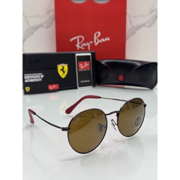 Lentes RAY-BAN — Ref. LF-L217-0138 con el packaging mostrado en la fotografía