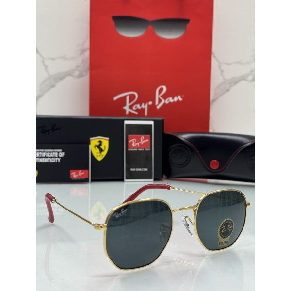 Lentes RAY-BAN — Ref. LF-L217-0151 con el packaging mostrado en la fotografía