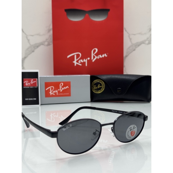 Lentes RAY-BAN — Ref. LF-L217-0159 con el packaging mostrado en la fotografía