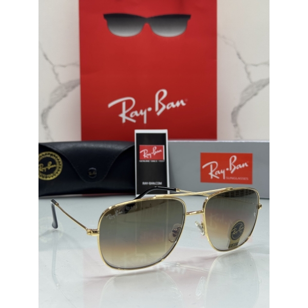 Lentes RAY-BAN — Ref. LF-L217-0176 con el packaging mostrado en la fotografía