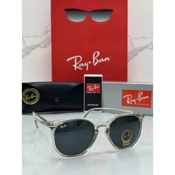 Lentes RAY-BAN — Ref. LF-L217-0217 con el packaging mostrado en la fotografía
