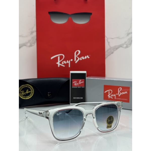 Lentes RAY-BAN — Ref. LF-L217-0218 con el packaging mostrado en la fotografía