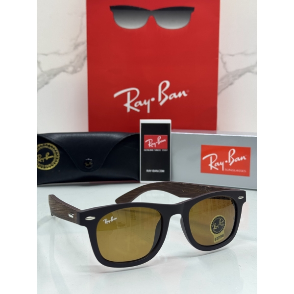 Lentes RAY-BAN — Ref. LF-L217-0226 con el packaging mostrado en la fotografía