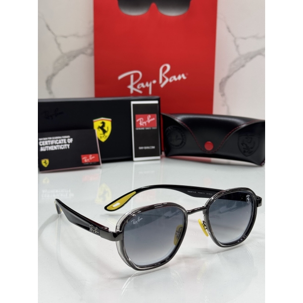 Lentes RAY-BAN — Ref. LF-L217-0251 con el packaging mostrado en la fotografía