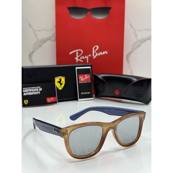 Lentes RAY-BAN — Ref. LF-L217-0257 con el packaging mostrado en la fotografía