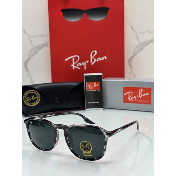 Lentes RAY-BAN — Ref. LF-L217-0276 con el packaging mostrado en la fotografía