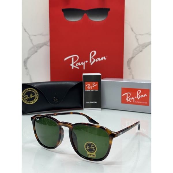 Lentes RAY-BAN — Ref. LF-L217-0278 con el packaging mostrado en la fotografía