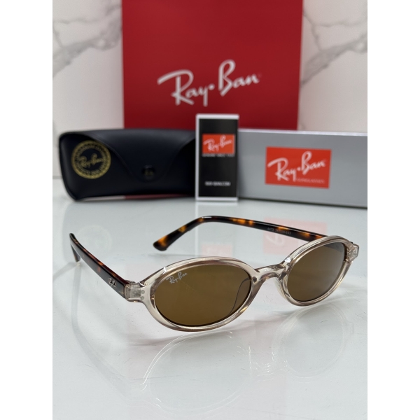 Lentes RAY-BAN — Ref. LF-L217-0286 con el packaging mostrado en la fotografía