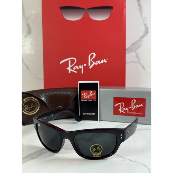 Lentes RAY-BAN — Ref. LF-L217-0334 con el packaging mostrado en la fotografía