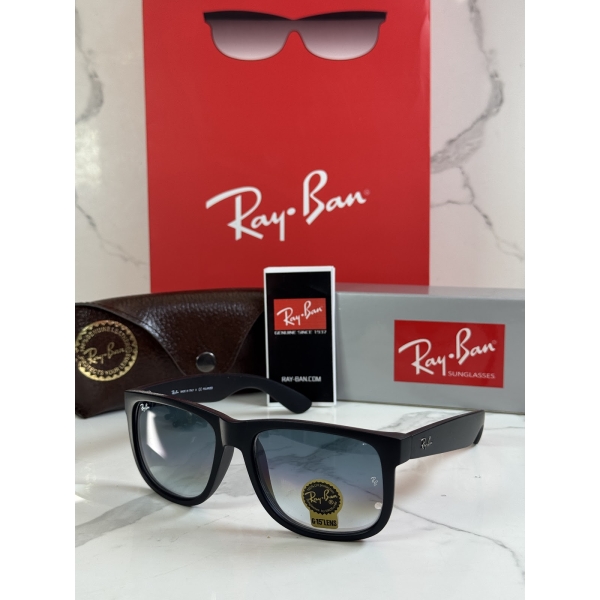 Lentes RAY-BAN — Ref. LF-L217-0353 con el packaging mostrado en la fotografía