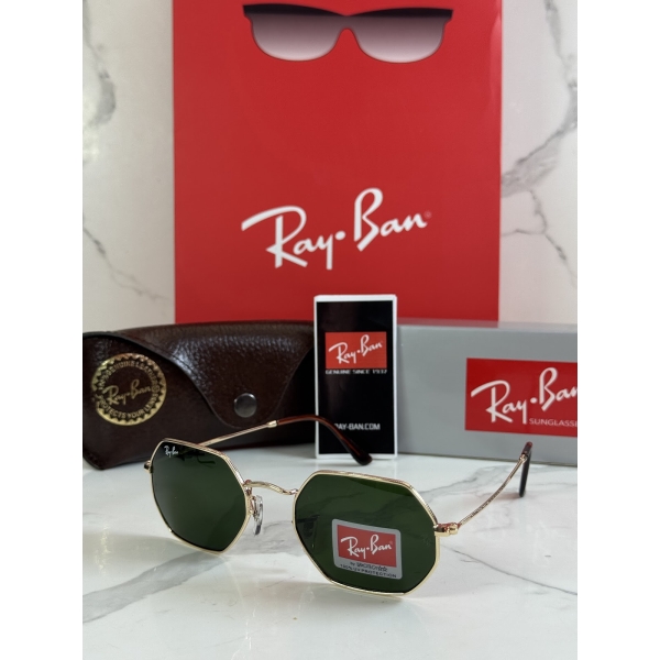 Lentes RAY-BAN — Ref. LF-L217-0359 con el packaging mostrado en la fotografía