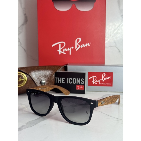 Lentes RAY-BAN — Ref. LF-L217-0372 con el packaging mostrado en la fotografía