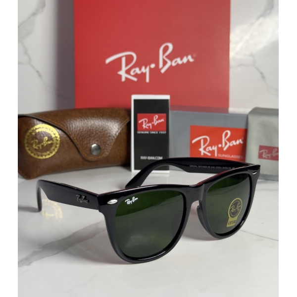 Lentes RAY-BAN — Ref. LF-L217-0391 con el packaging mostrado en la fotografía