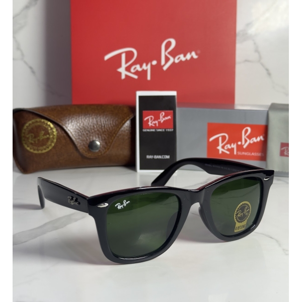 Lentes RAY-BAN — Ref. LF-L217-0407 con el packaging mostrado en la fotografía