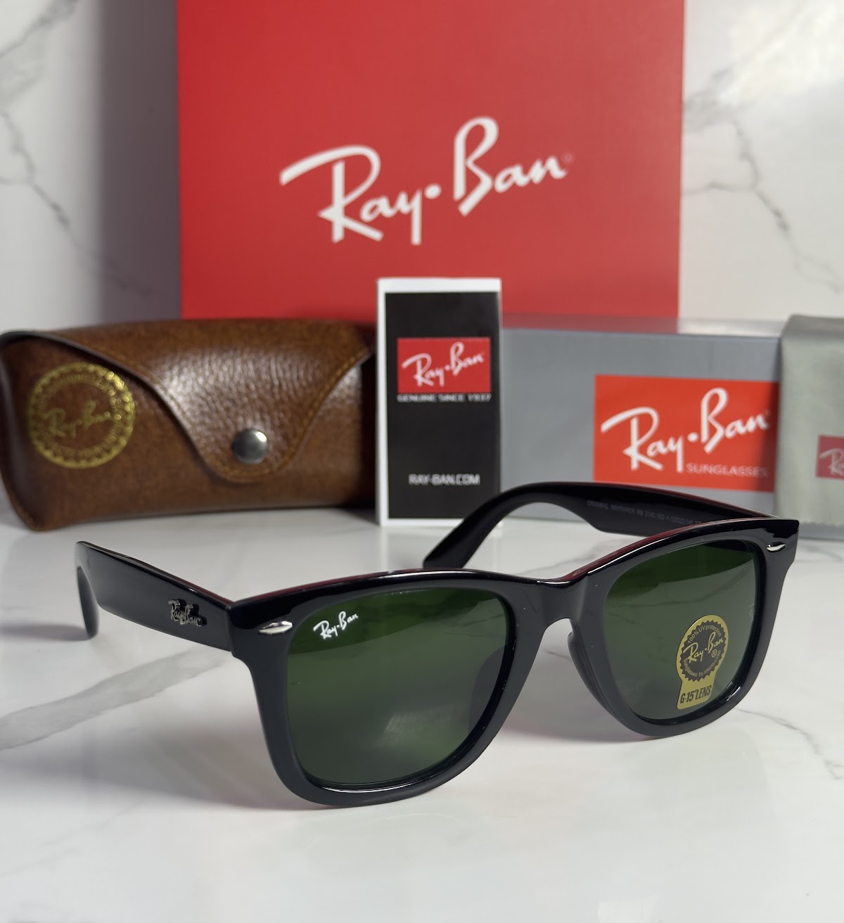 Lentes RAY-BAN — Ref. LF-L217-0407 con el packaging mostrado en la fotografía