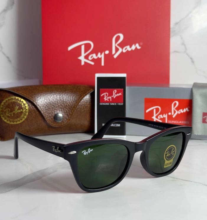 Lentes RAY-BAN — Ref. LF-L217-0452 con el packaging mostrado en la fotografía