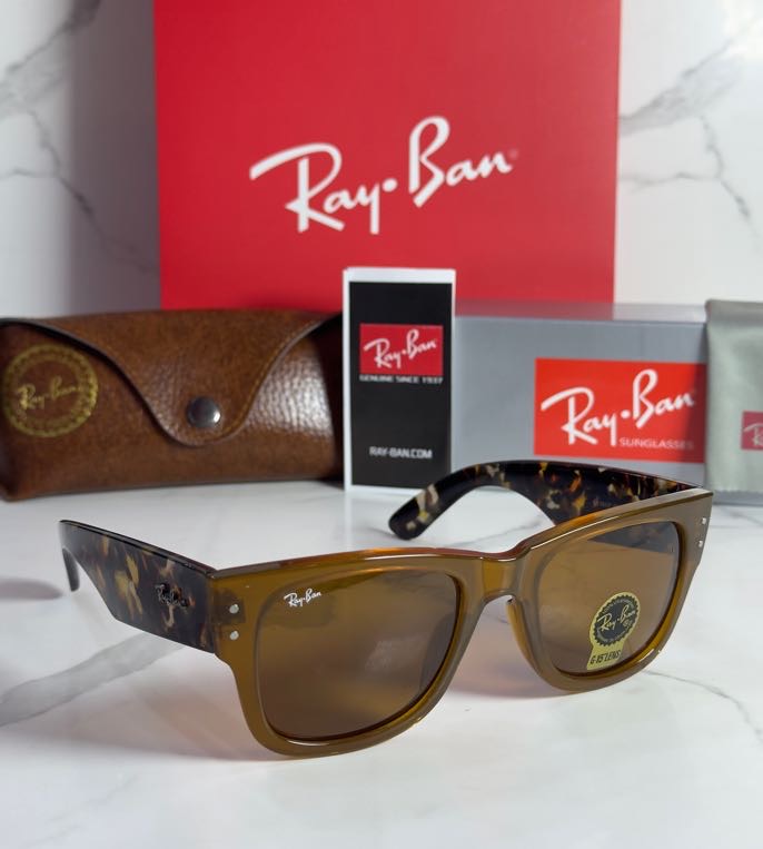 Lentes RAY-BAN — Ref. LF-L217-0466 con el packaging mostrado en la fotografía