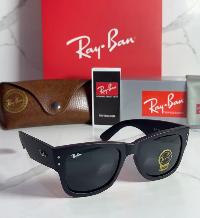 Lentes RAY-BAN — Ref. LF-L217-0467 con el packaging mostrado en la fotografía