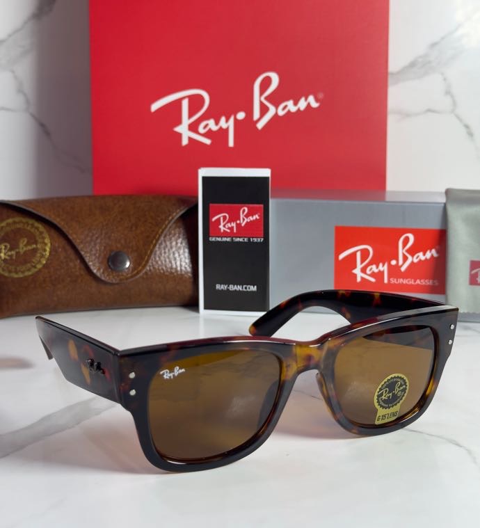 Lentes RAY-BAN — Ref. LF-L217-0469 con el packaging mostrado en la fotografía