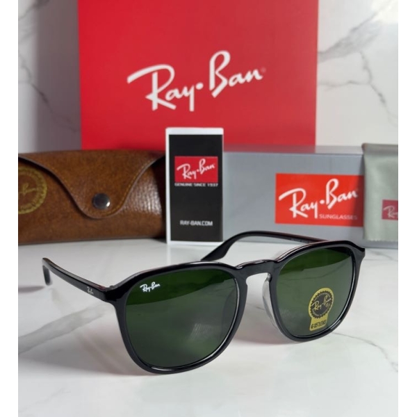 Lentes RAY-BAN — Ref. LF-L217-0486 con el packaging mostrado en la fotografía