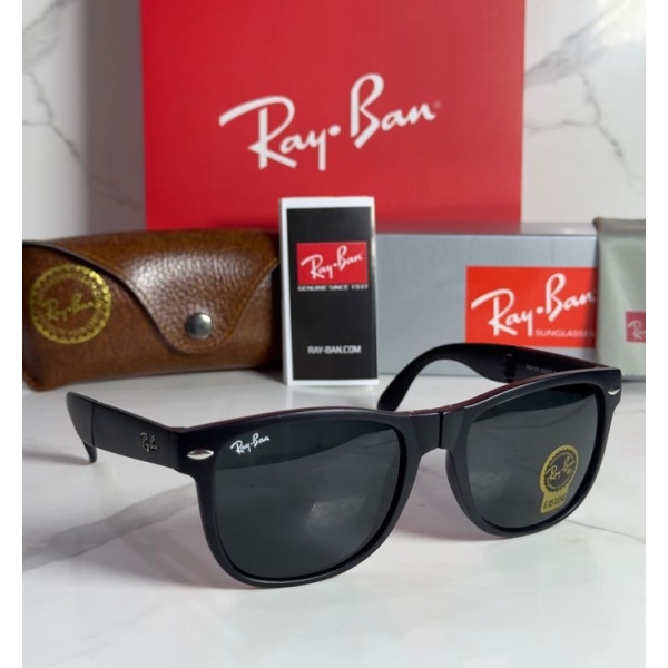 Lentes RAY-BAN — Ref. LF-L217-0499 con el packaging mostrado en la fotografía