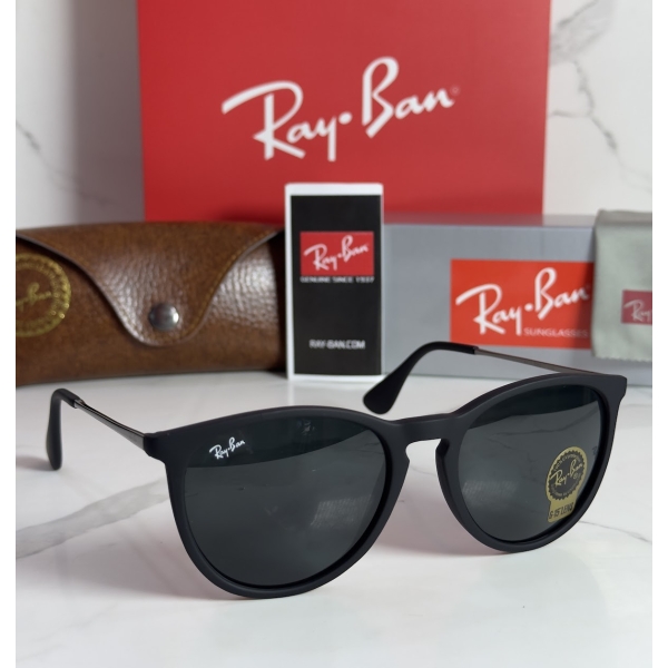 Lentes RAY-BAN — Ref. LF-L217-0519 con el packaging mostrado en la fotografía