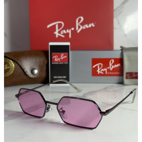 Lentes RAY-BAN — Ref. LF-L217-0525 con el packaging mostrado en la fotografía