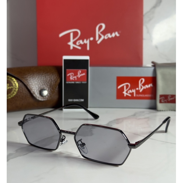 Lentes RAY-BAN — Ref. LF-L217-0529 con el packaging mostrado en la fotografía