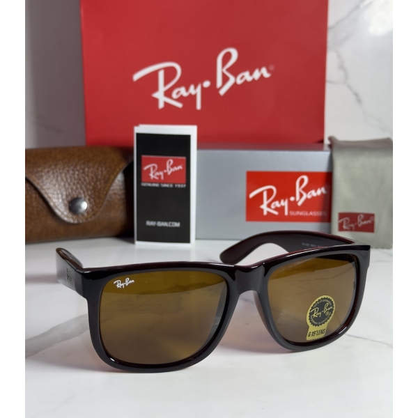 Lentes RAY-BAN — Ref. LF-L217-0559 con el packaging mostrado en la fotografía