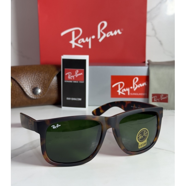 Lentes RAY-BAN — Ref. LF-L217-0562 con el packaging mostrado en la fotografía