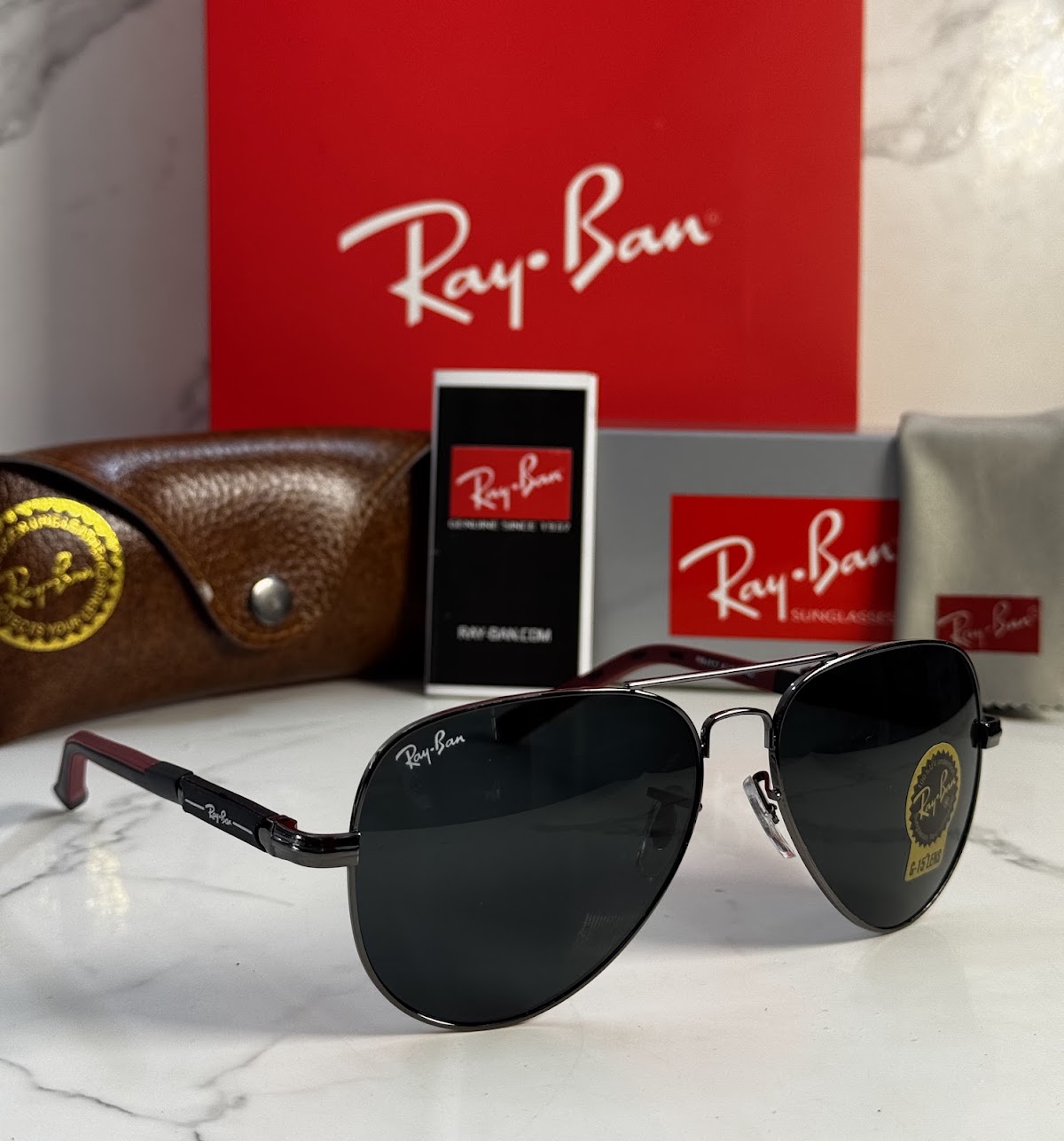 Lentes RAY-BAN — Ref. LF-L217-0580 con el packaging mostrado en la fotografía
