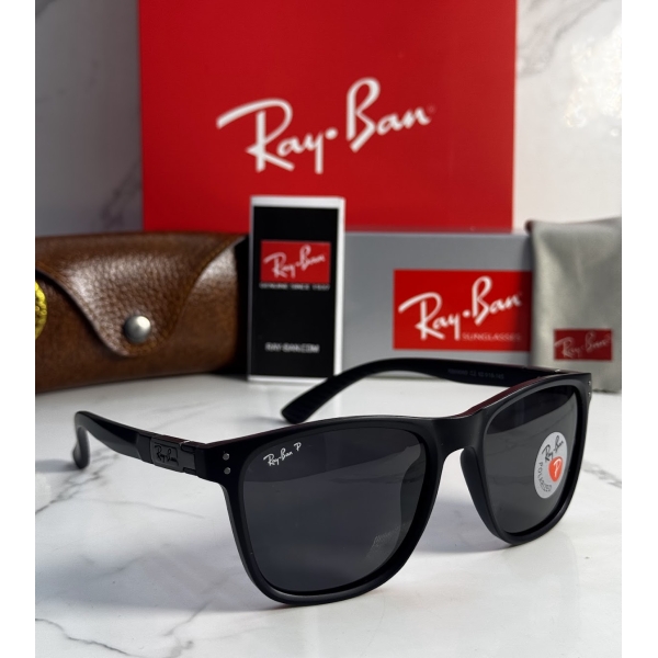 Lentes RAY-BAN — Ref. LF-L217-0588 con el packaging mostrado en la fotografía
