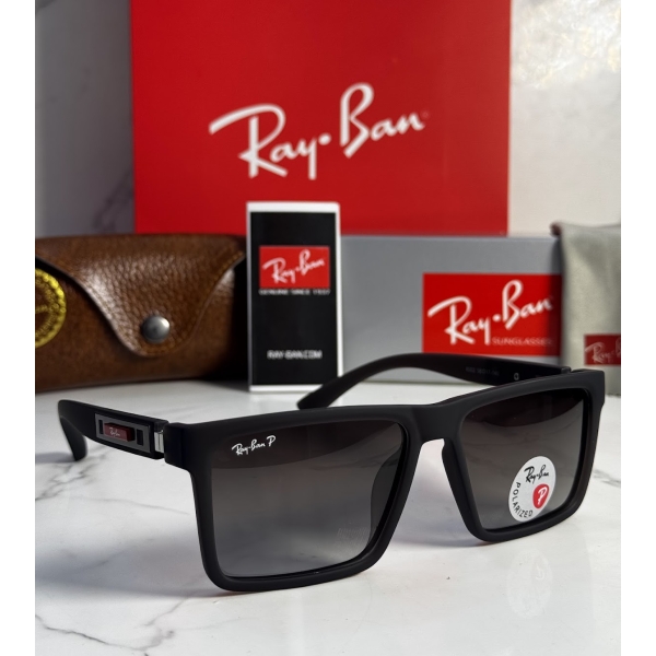Lentes RAY-BAN — Ref. LF-L217-0595 con el packaging mostrado en la fotografía