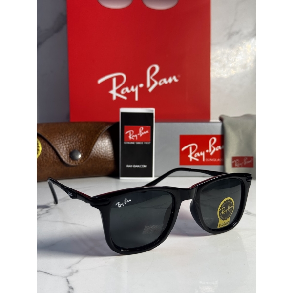 Lentes RAY-BAN — Ref. LF-L217-0606 con el packaging mostrado en la fotografía