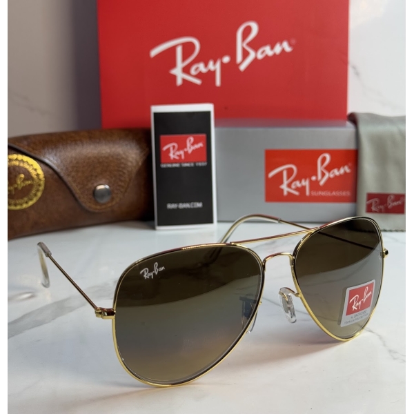 Lentes RAY-BAN — Ref. LF-L217-0619 con el packaging mostrado en la fotografía