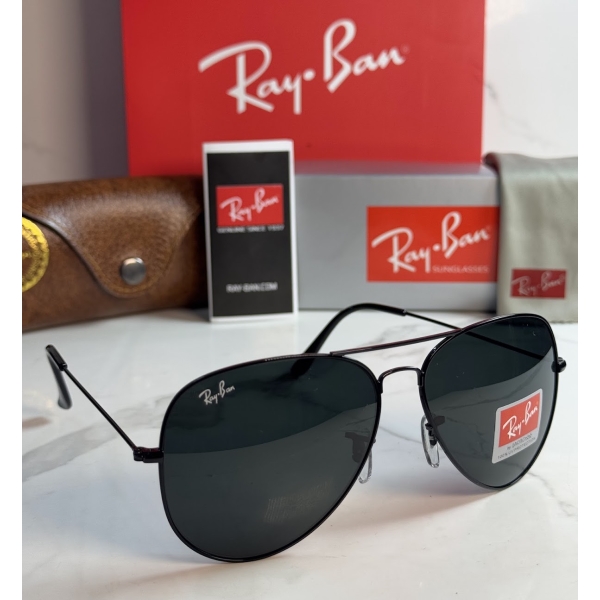 Lentes RAY-BAN — Ref. LF-L217-0621 con el packaging mostrado en la fotografía