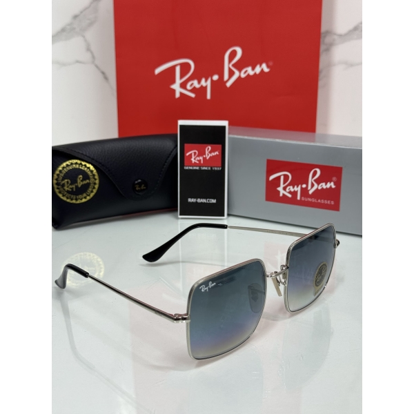 Lentes RAY-BAN — Ref. LF-L217-0667 con el packaging mostrado en la fotografía