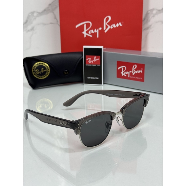 Lentes RAY-BAN — Ref. LF-L217-0670 con el packaging mostrado en la fotografía
